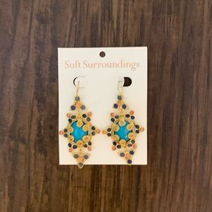 Soft surroundings Cupola Ornate drop earring